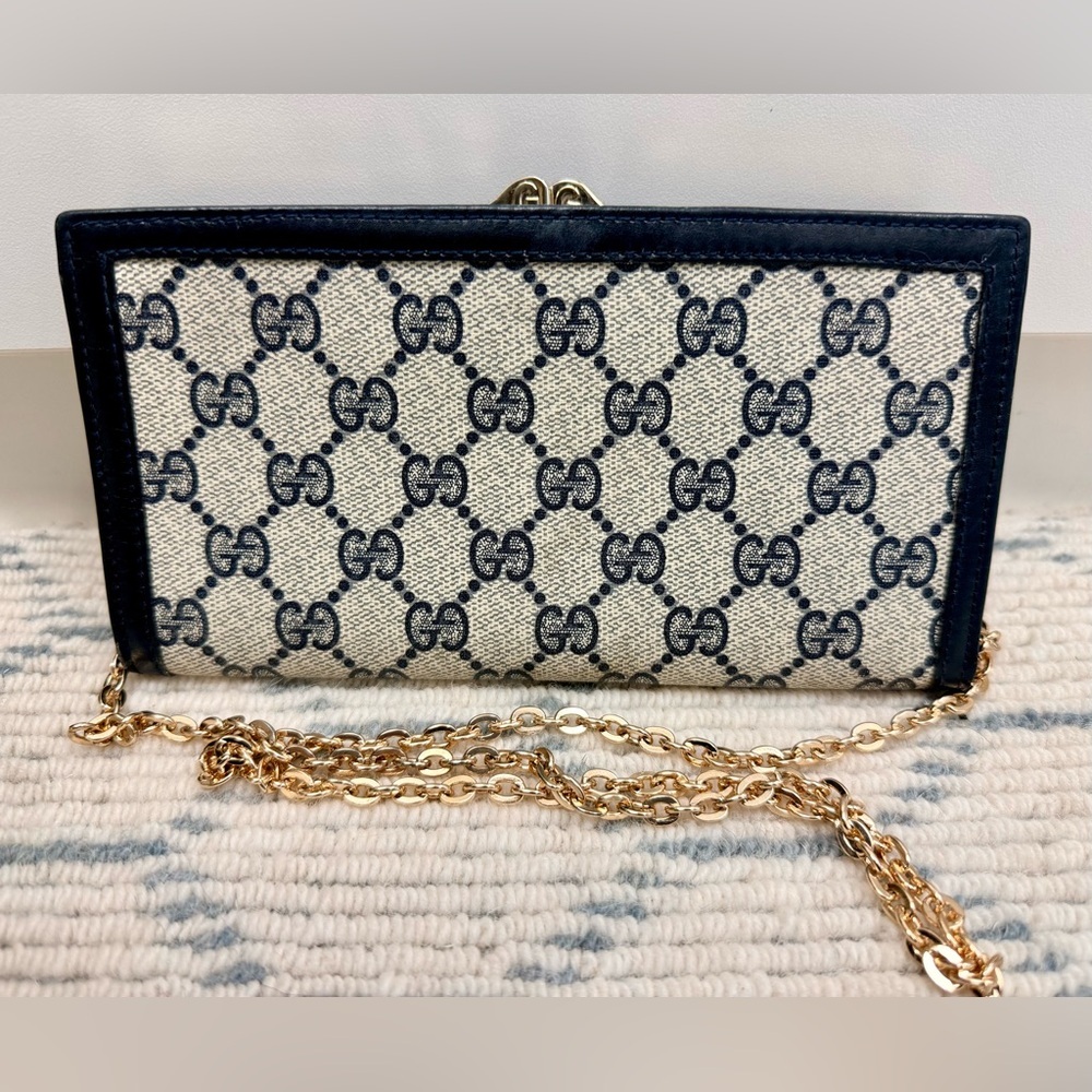 GUCCI Vintage 80’s Rare Navy GG Supreme Monogram Canvas Clutch W/ Crossbody - Picture 3 of 16
